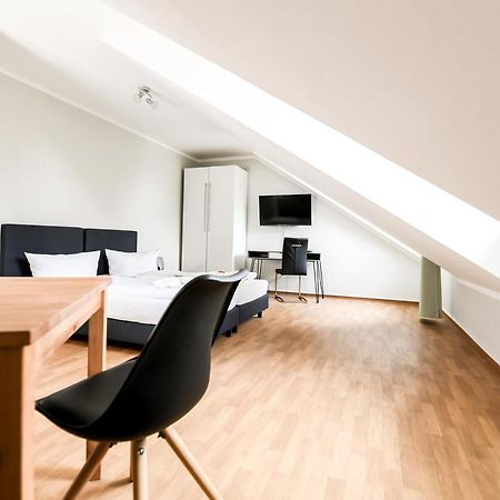 Hotel Blutenburg Munchen Bagian luar foto