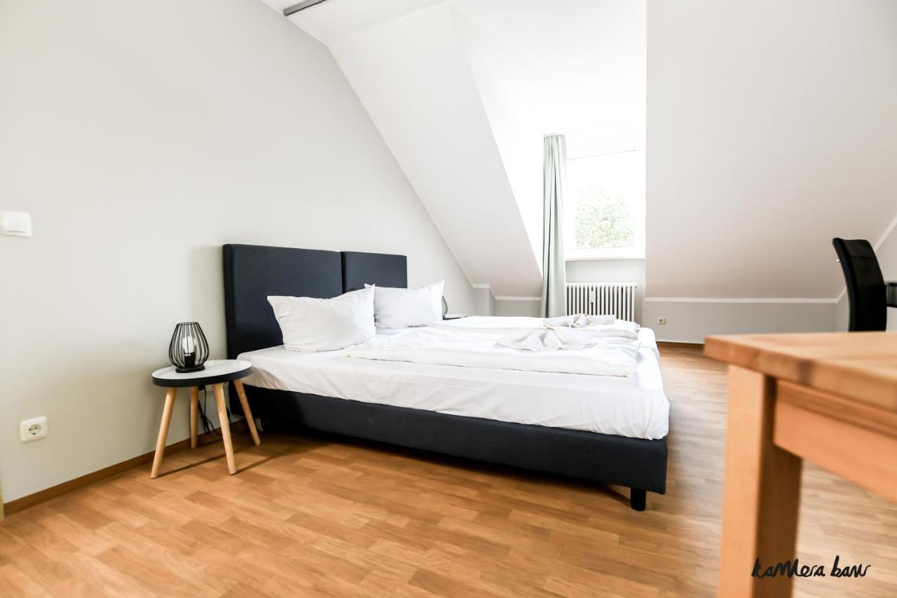 Hotel Blutenburg Munchen Bagian luar foto