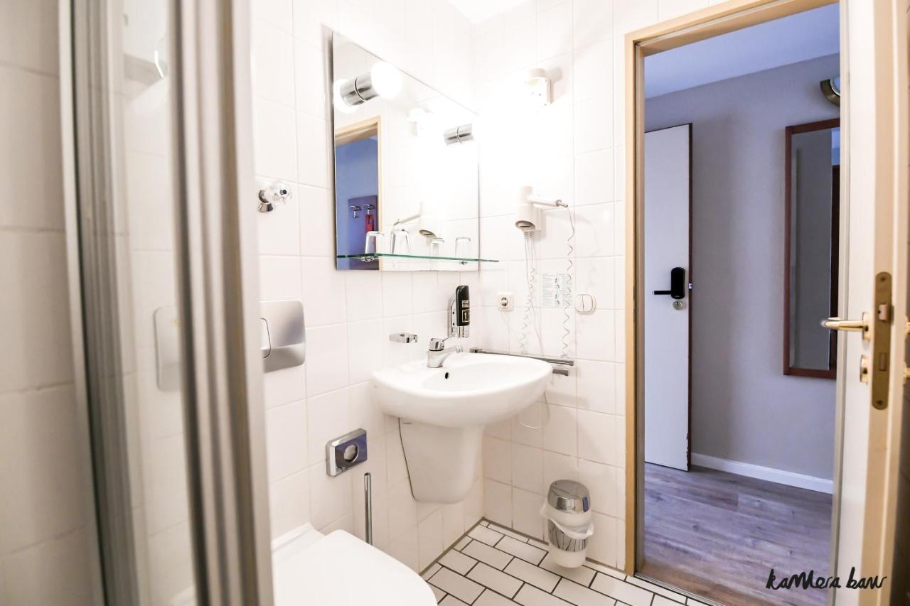 Hotel Blutenburg Munchen Bagian luar foto
