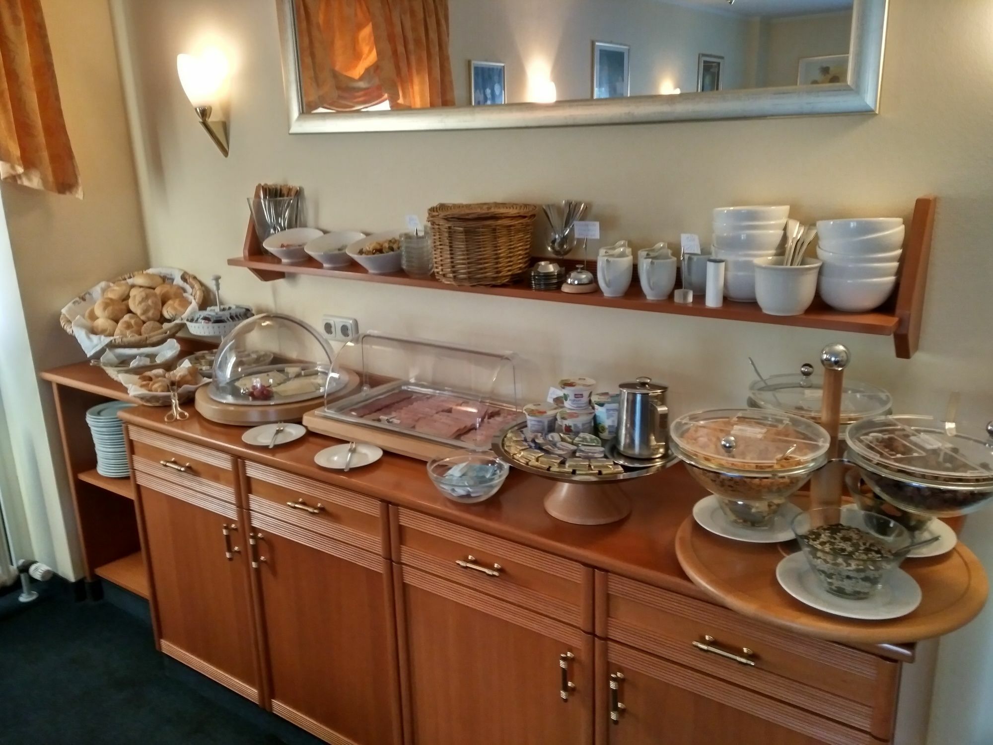 Hotel Blutenburg Munchen Bagian luar foto